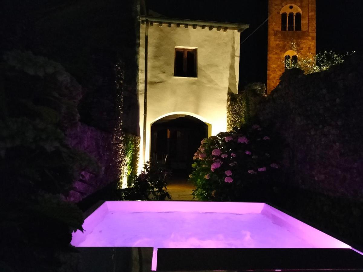 Badia Giulia Prestigious Historical B&B, Camaiore - Adults Only - No Pets Bagian luar foto