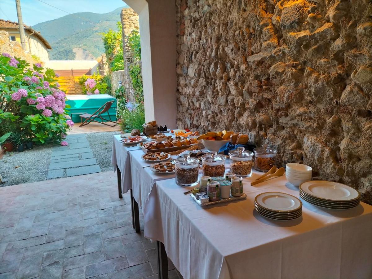 Badia Giulia Prestigious Historical B&B, Camaiore - Adults Only - No Pets Bagian luar foto