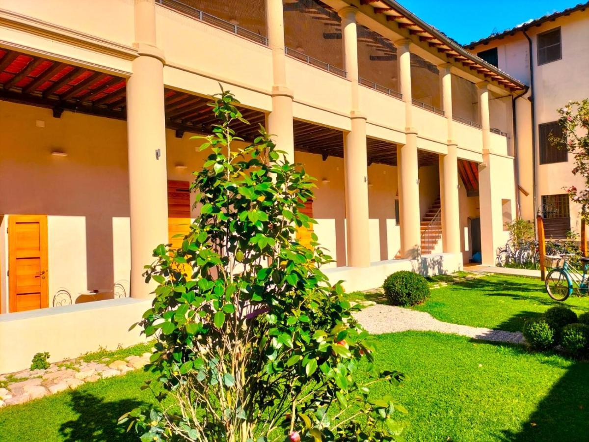 Badia Giulia Prestigious Historical B&B, Camaiore Adults Only - Pets Free Bagian luar foto