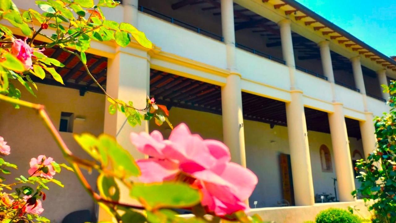 Badia Giulia Prestigious Historical B&B, Camaiore - Adults Only - No Pets Bagian luar foto
