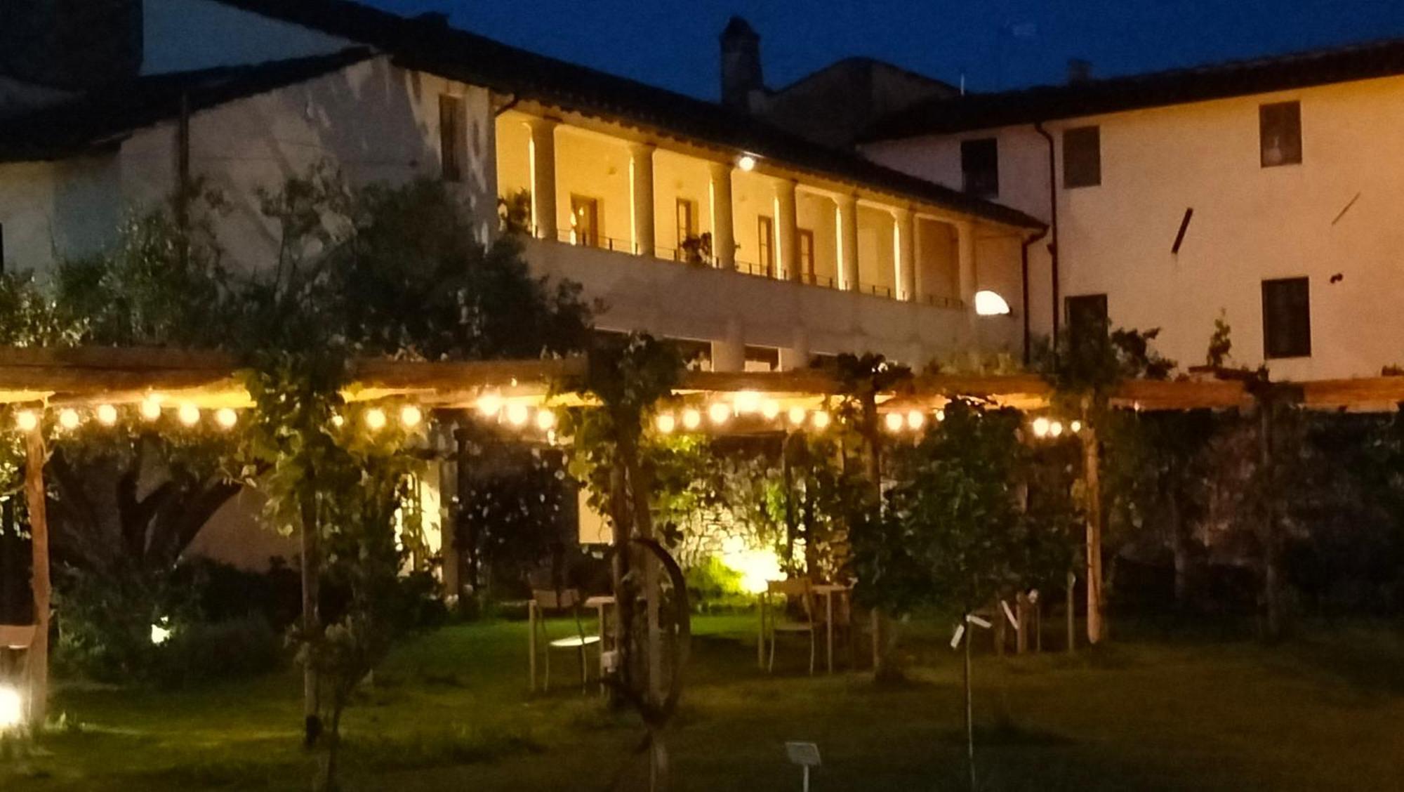 Badia Giulia Prestigious Historical B&B, Camaiore Adults Only - Pets Free Bagian luar foto